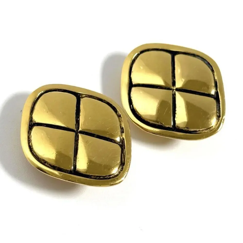 CHANEL Vintage Earrings